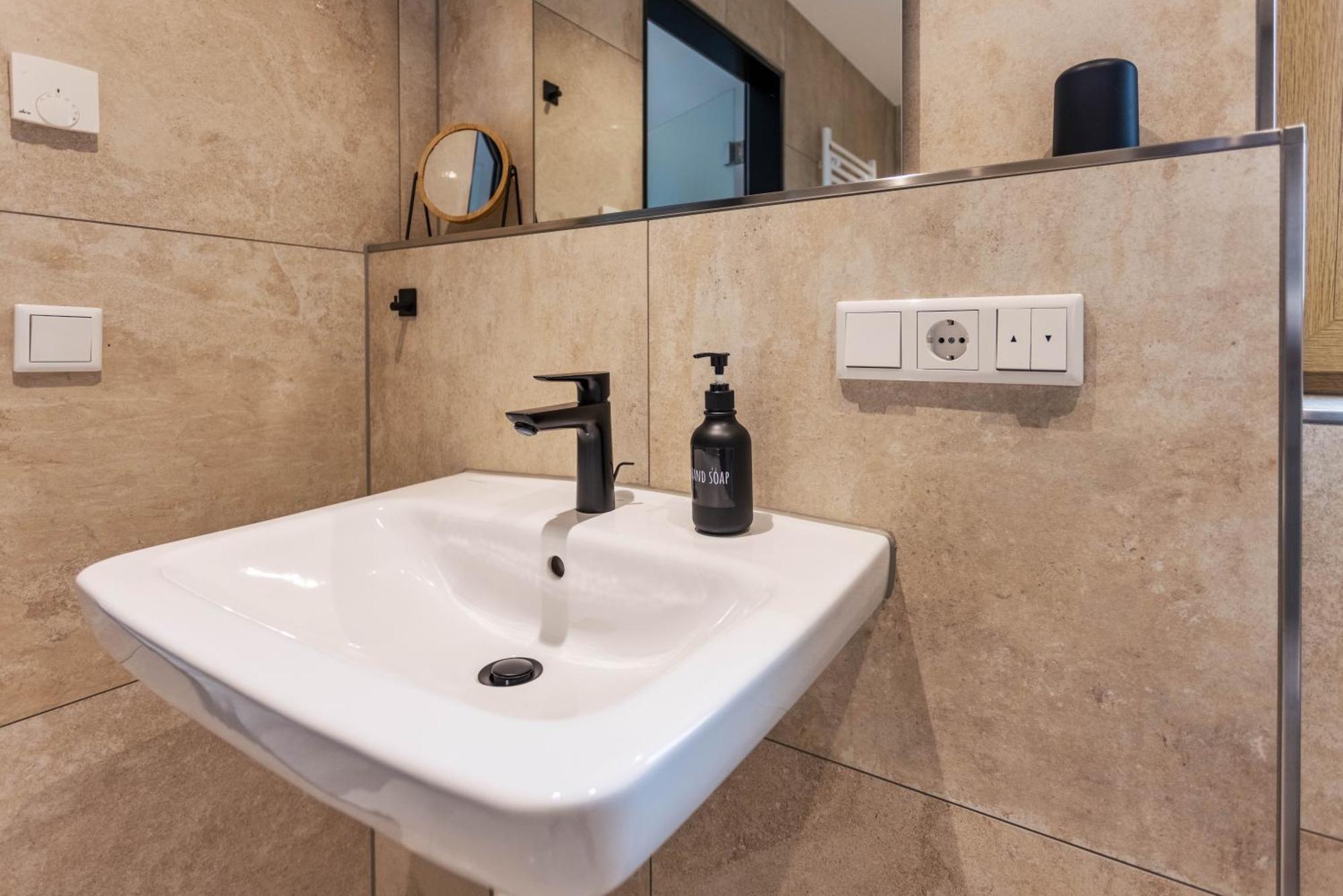 City-Apparte Boarding -Studios- Dein Flexibles Zuhause In Gronau Zewnętrze zdjęcie